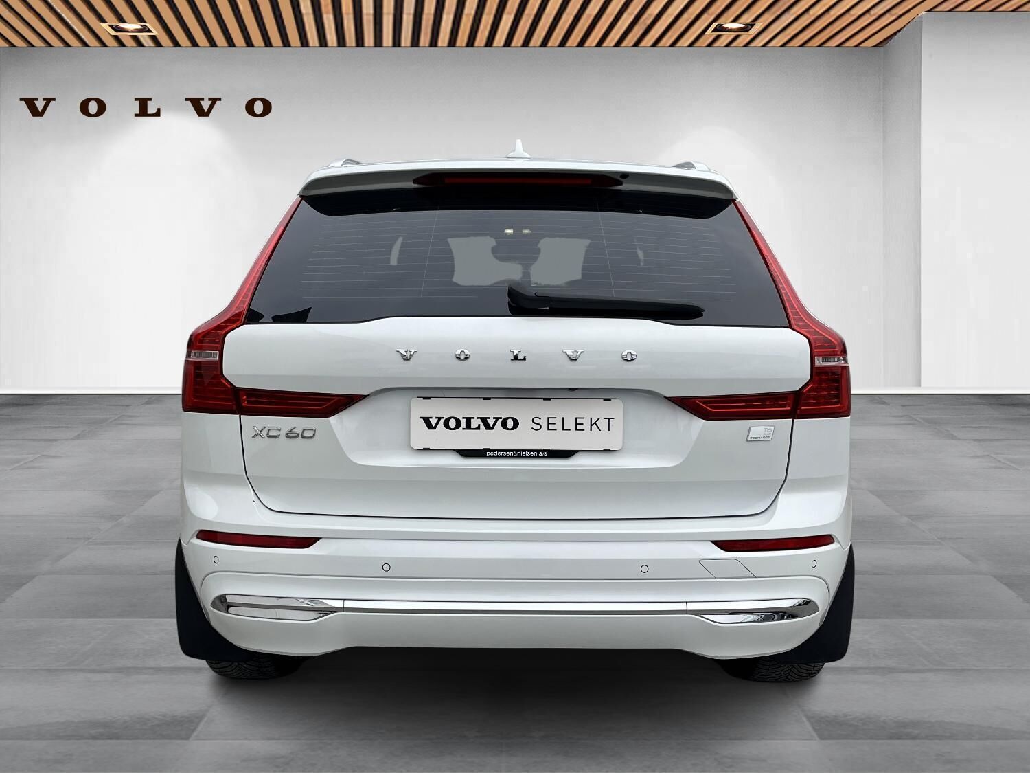Volvo XC60 2,0 T6 Recharge  Plugin-hybrid Plus AWD 350HK 5d 8g Aut.