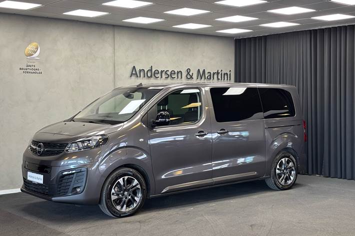 Grå Opel Zafira-e Life fra 2024