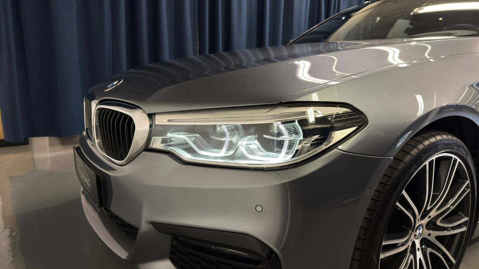 BMW 530d 3,0 Touring M-Sport xDrive aut.