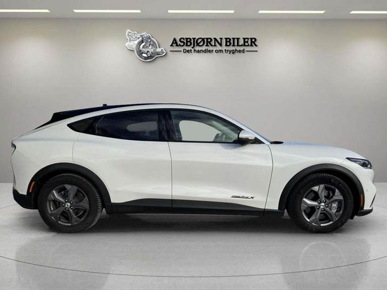 Ford Mustang Mach-E 88 Premium Extended Range