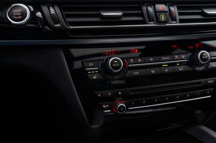 Hvid BMW X5 fra 2018