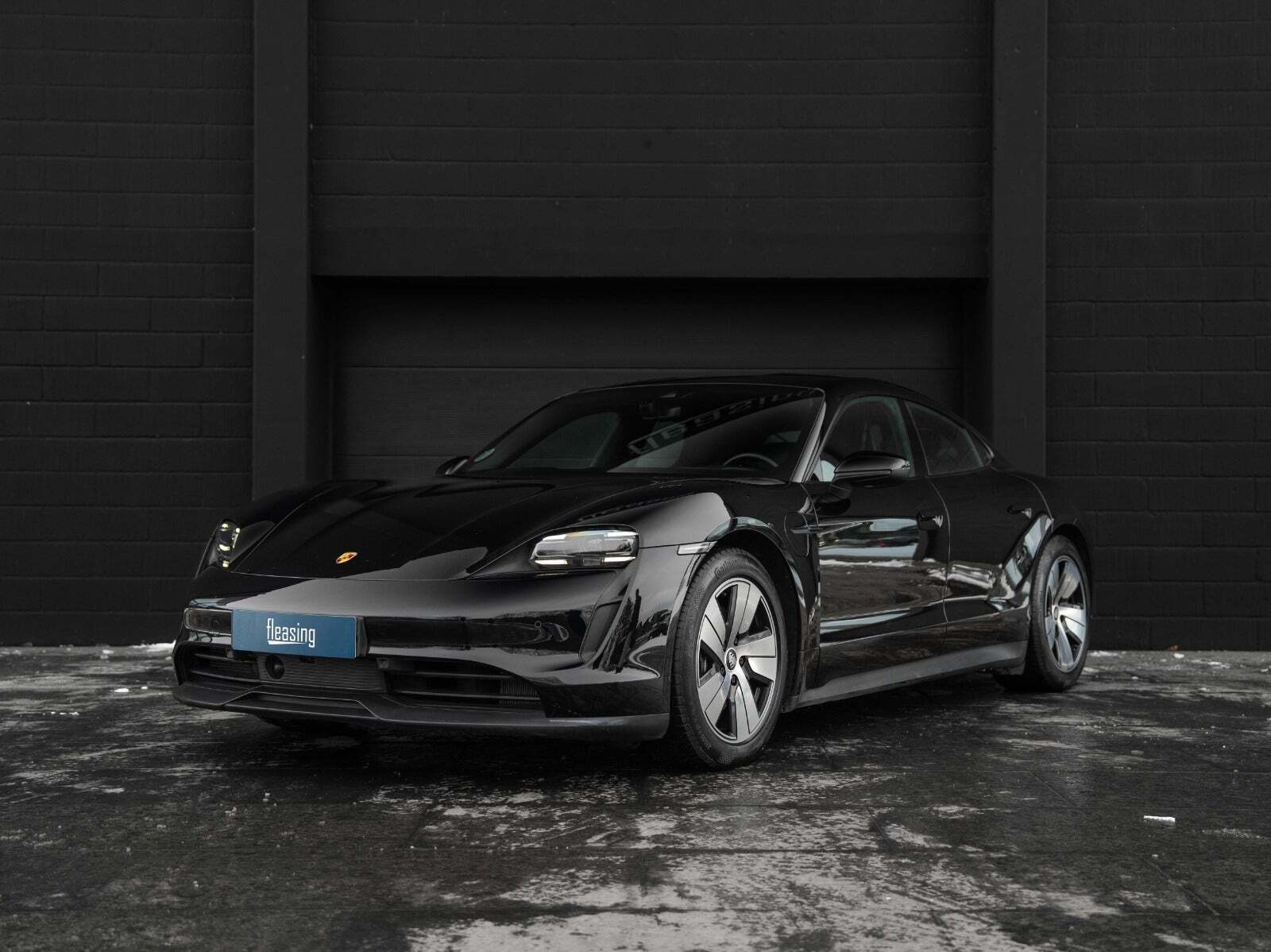 Porsche Taycan Performance+