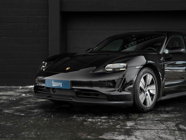 Porsche Taycan Performance+