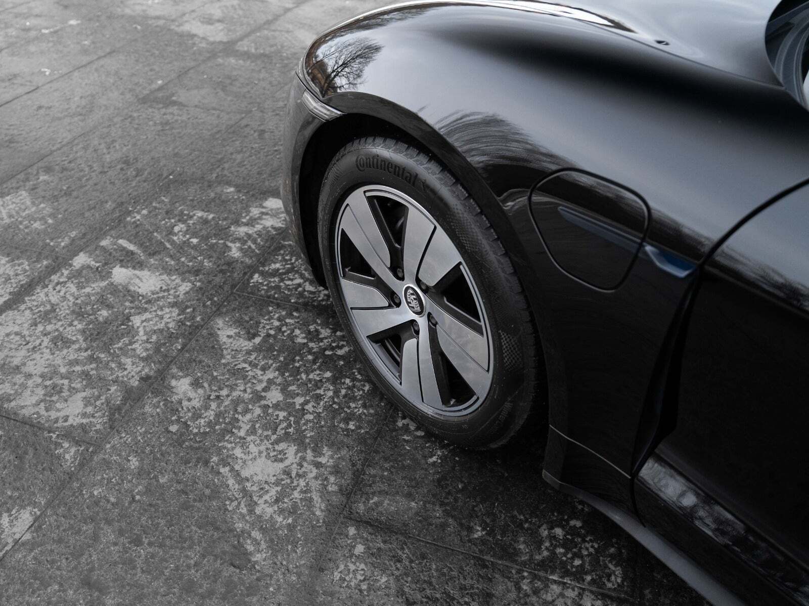 Porsche Taycan Performance+