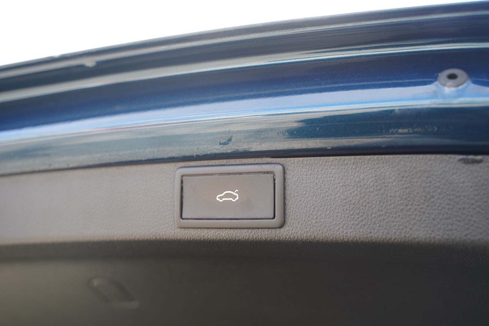 Blå Skoda Octavia fra 2022