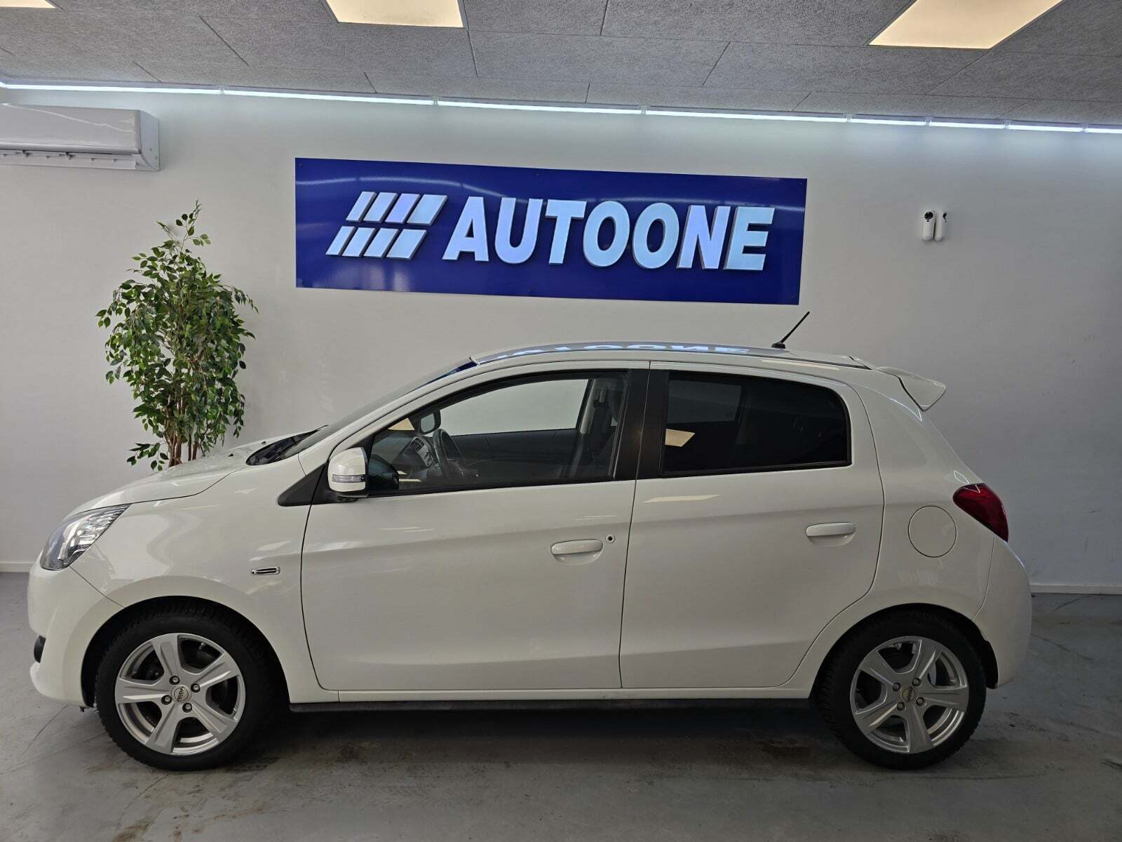 Mitsubishi Space Star 1,2 Intense CVT