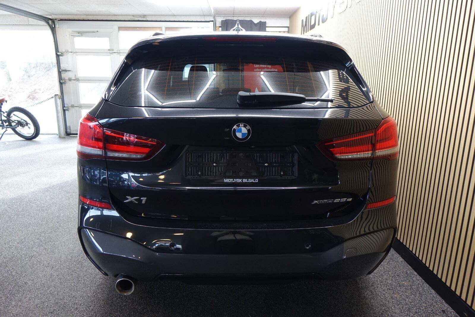 Sort BMW X1 fra 2021