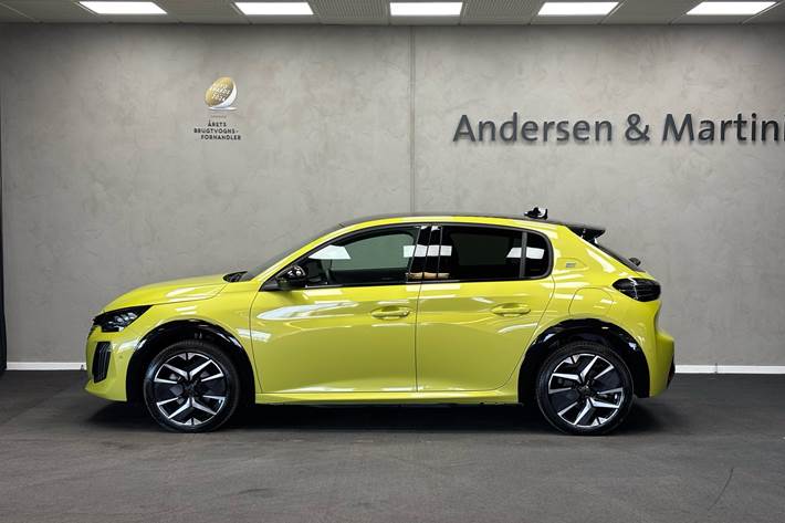 Gul Peugeot e-208 fra 2024