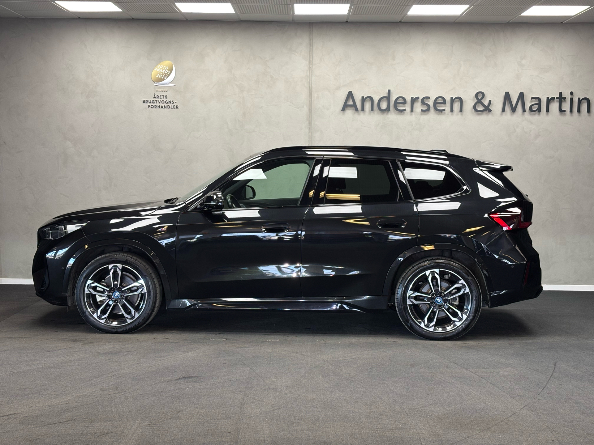 BMW iX1 xDrive30 EL M-Sport 4x4 313HK 5d Aut.