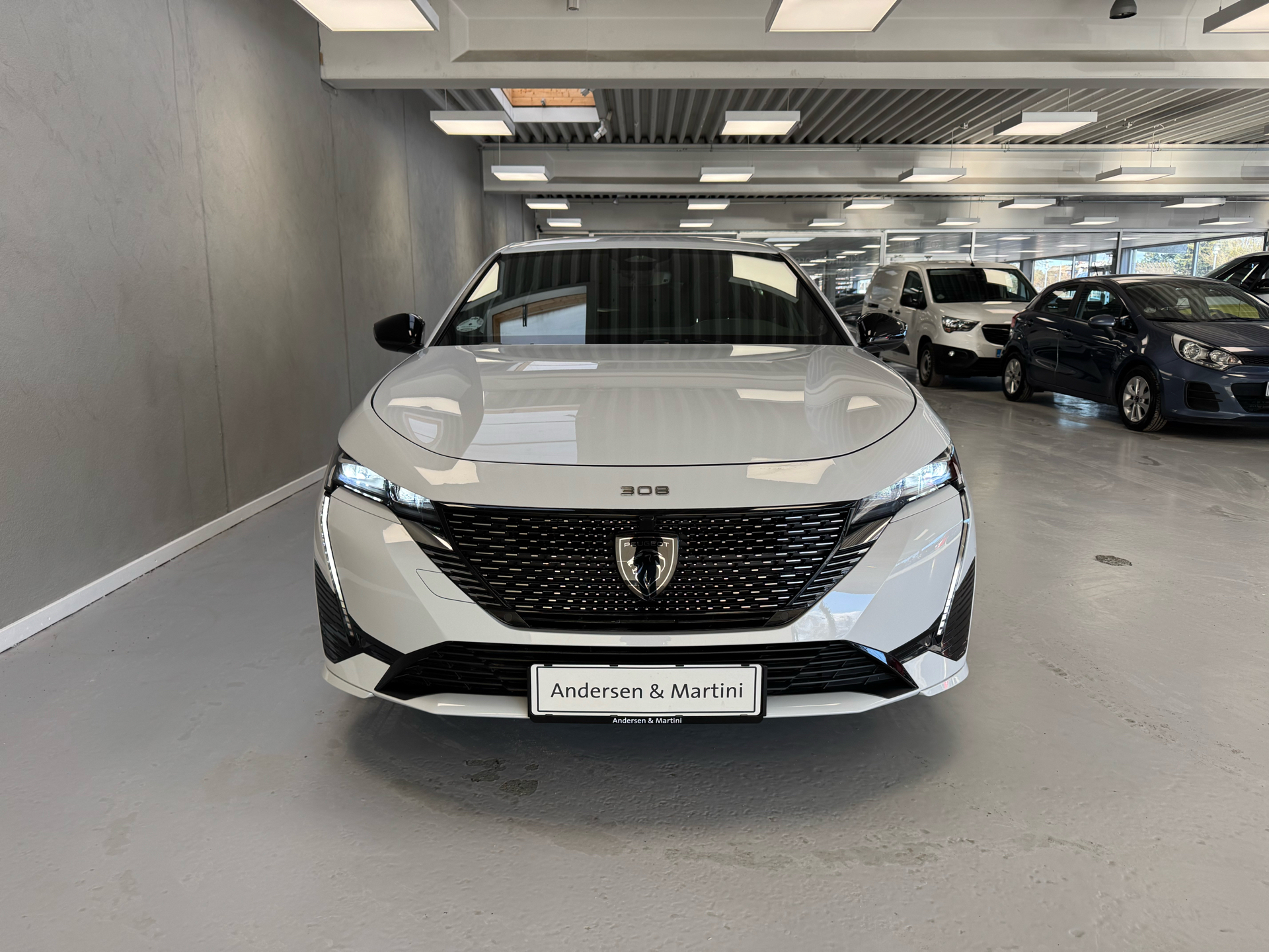 Peugeot E-308 EL First Edition 156HK 5d Aut.