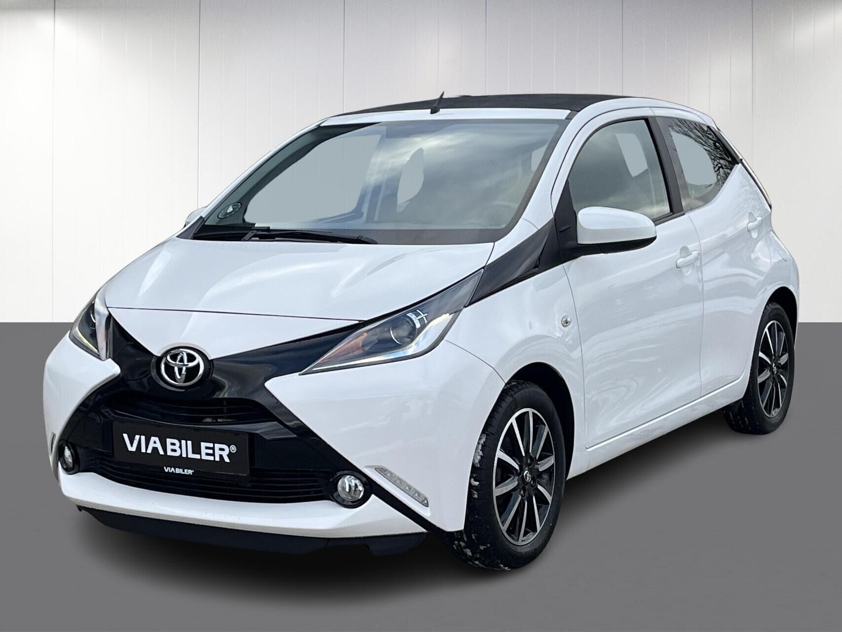 Toyota Aygo 1,0 VVT-I X-Wave Sky 69HK 5d