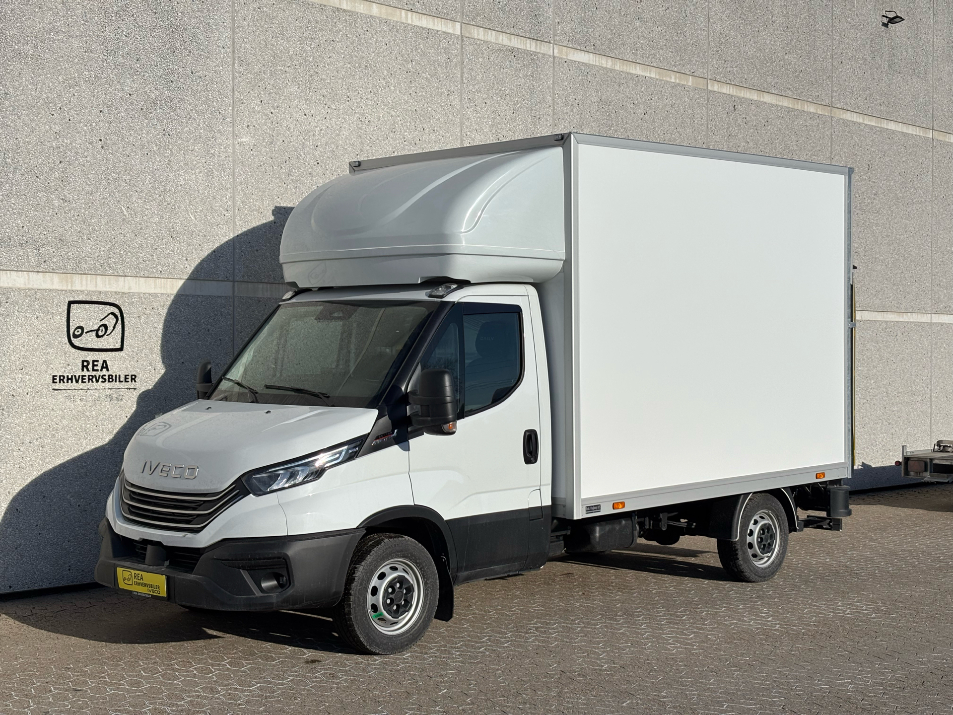 Iveco Daily 3,0 35S18 3750mm D 180HK Ladv./Chas. 8g Aut.