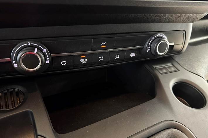 Hvid Toyota ProAce City fra 2022