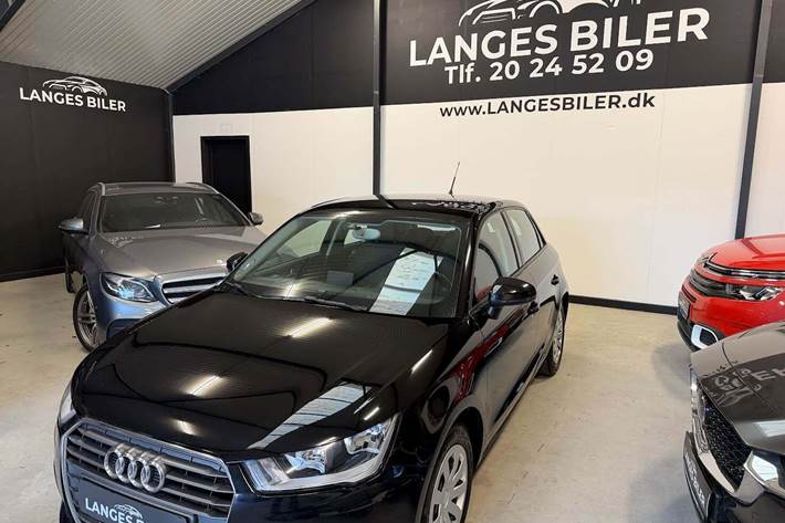 Sort Audi A1 fra 2016