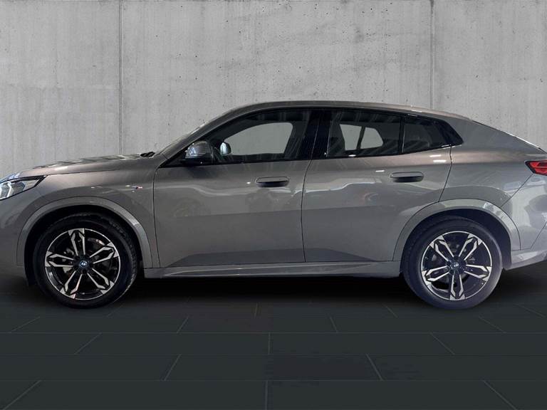 BMW iX2 eDrive20 M-Sport