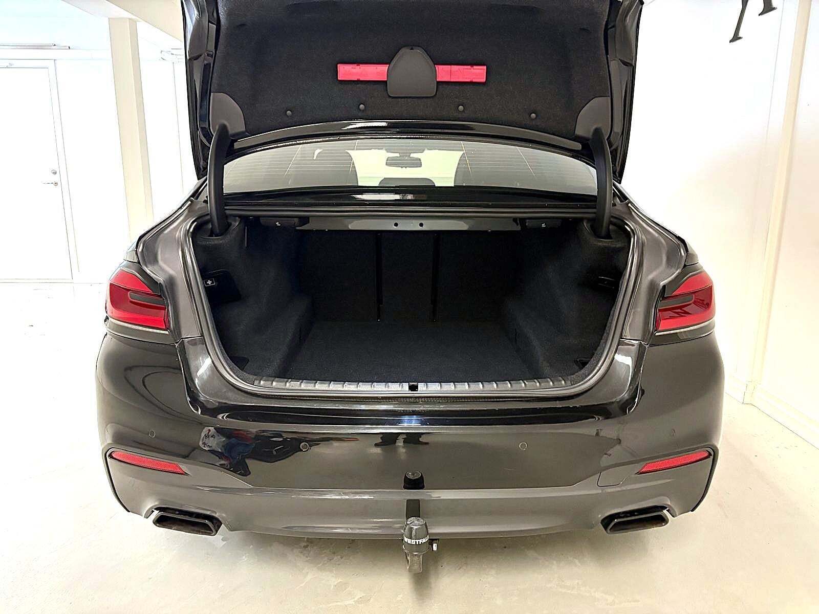 Sort BMW 530d fra 2017