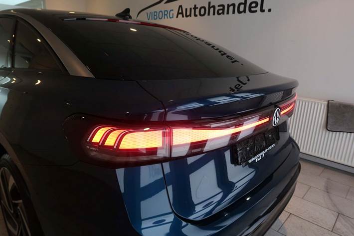 Blå VW ID.7 fra 2024