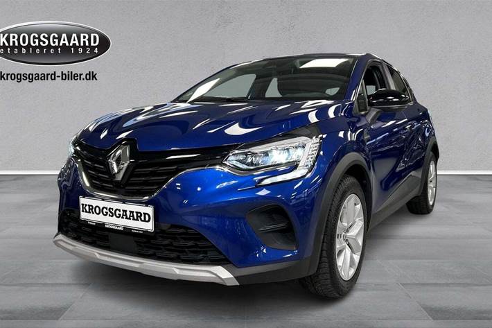 Blå Renault Captur fra 2021 set udefra