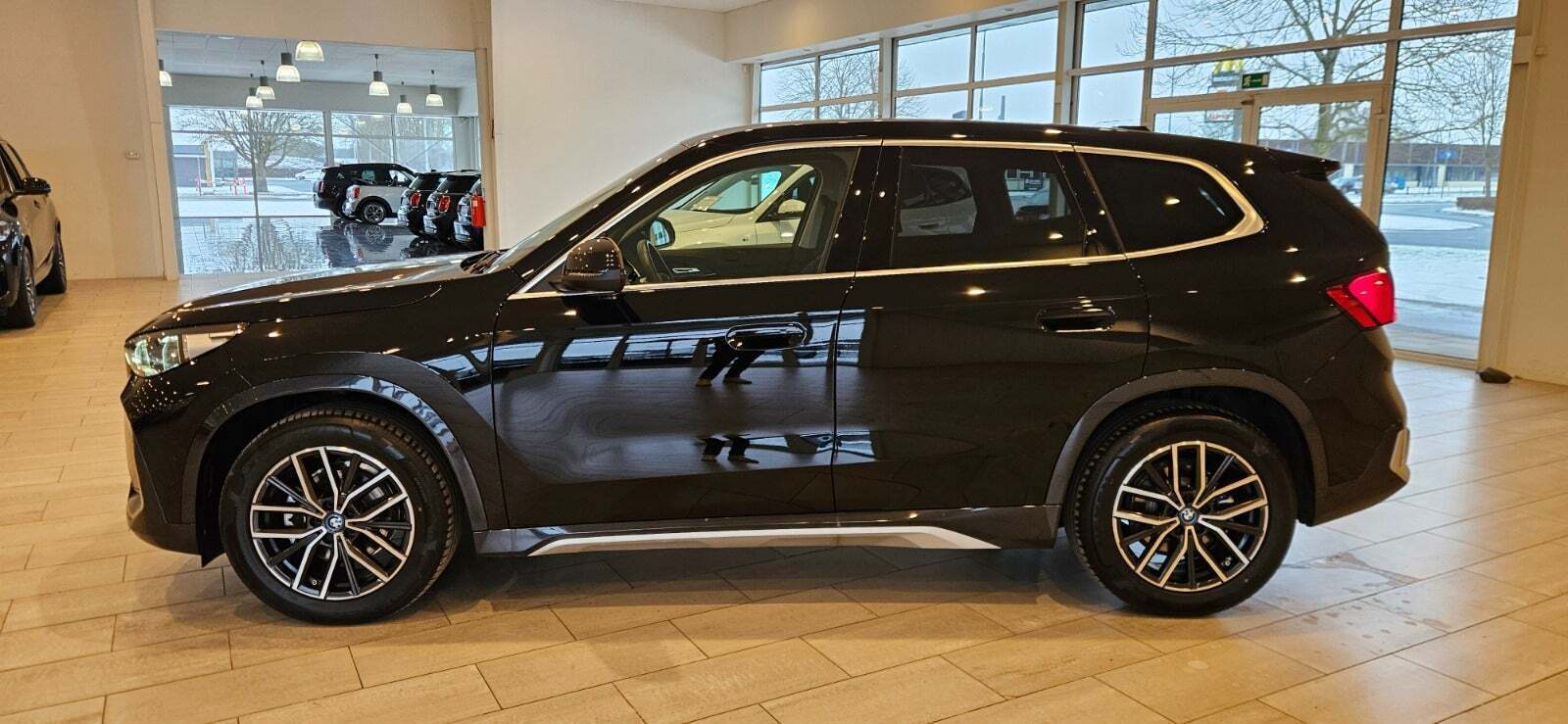 BMW iX1 eDrive20 X-Line