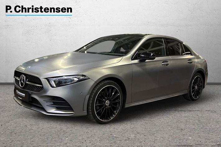 Grå Mercedes A250 e fra 2020