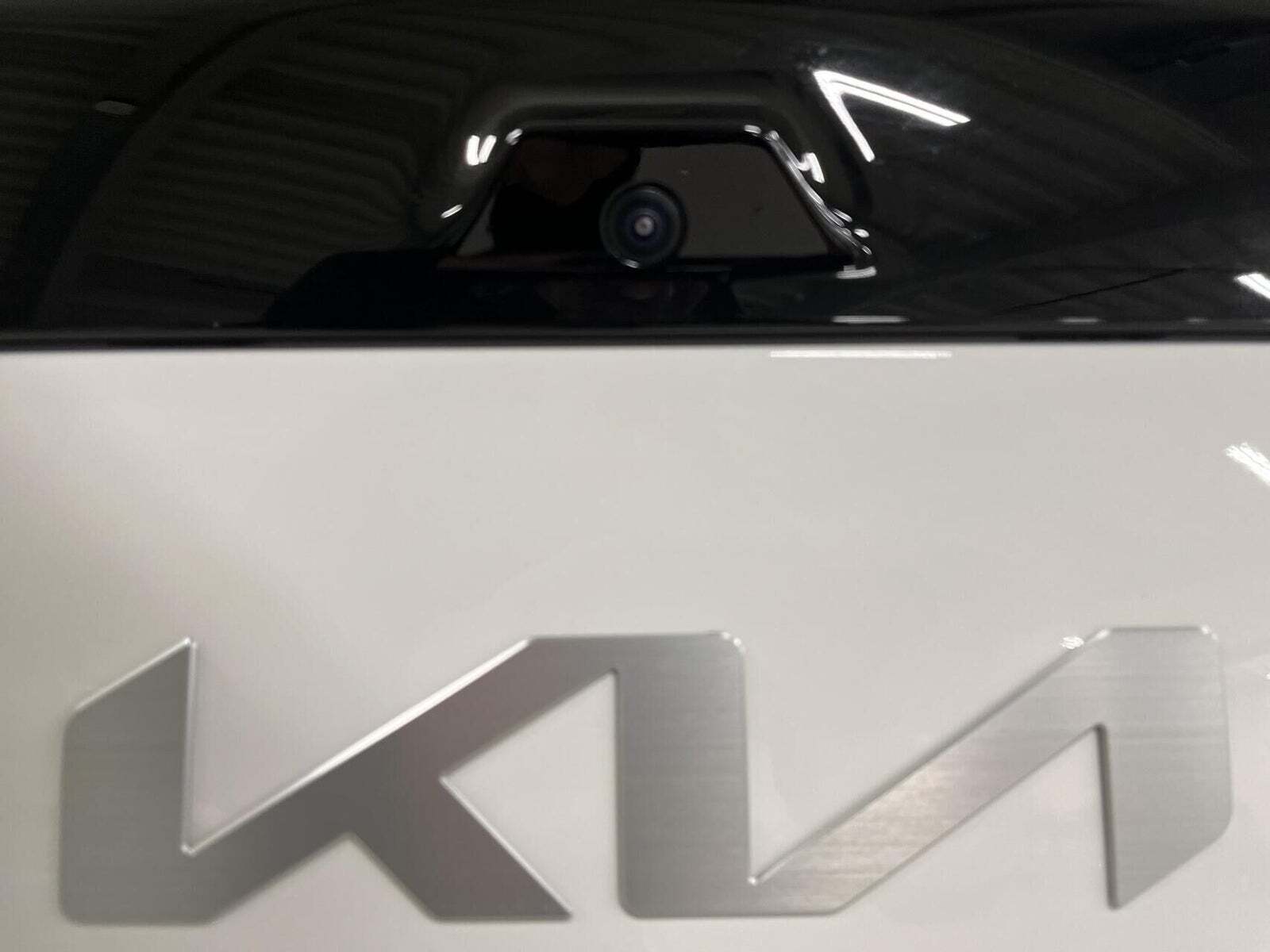 Hvid Kia EV3 fra 2024