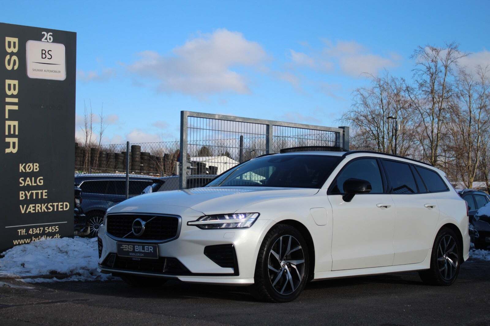 Volvo V60 2,0 T8 ReCharge R-Design aut. AWD