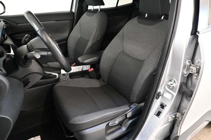 Grå Toyota Yaris Cross fra 2022