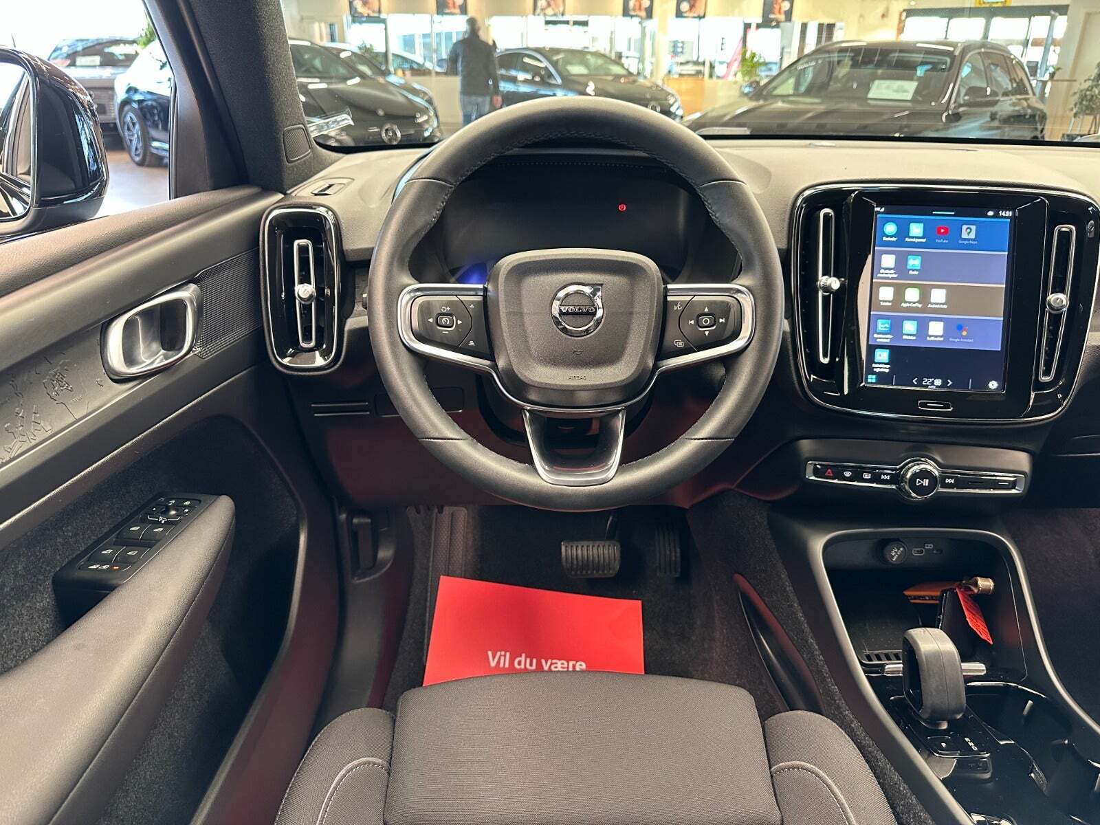 Sort Volvo XC40 fra 2023