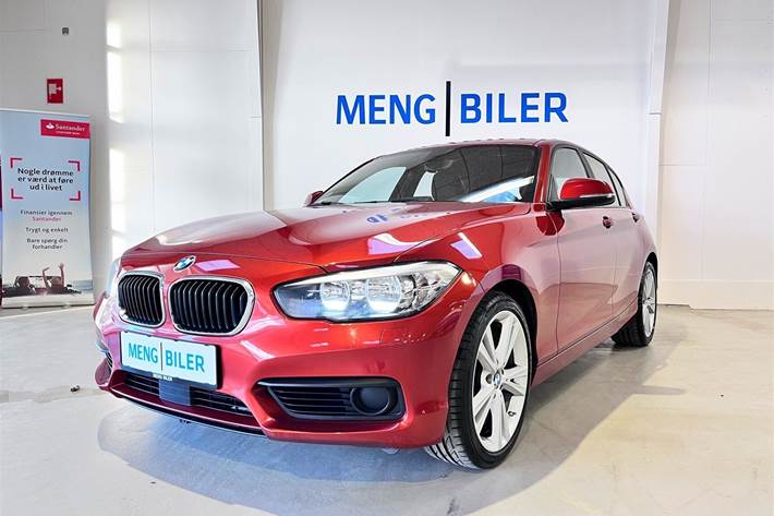 Orange BMW 118d fra 2017 set udefra