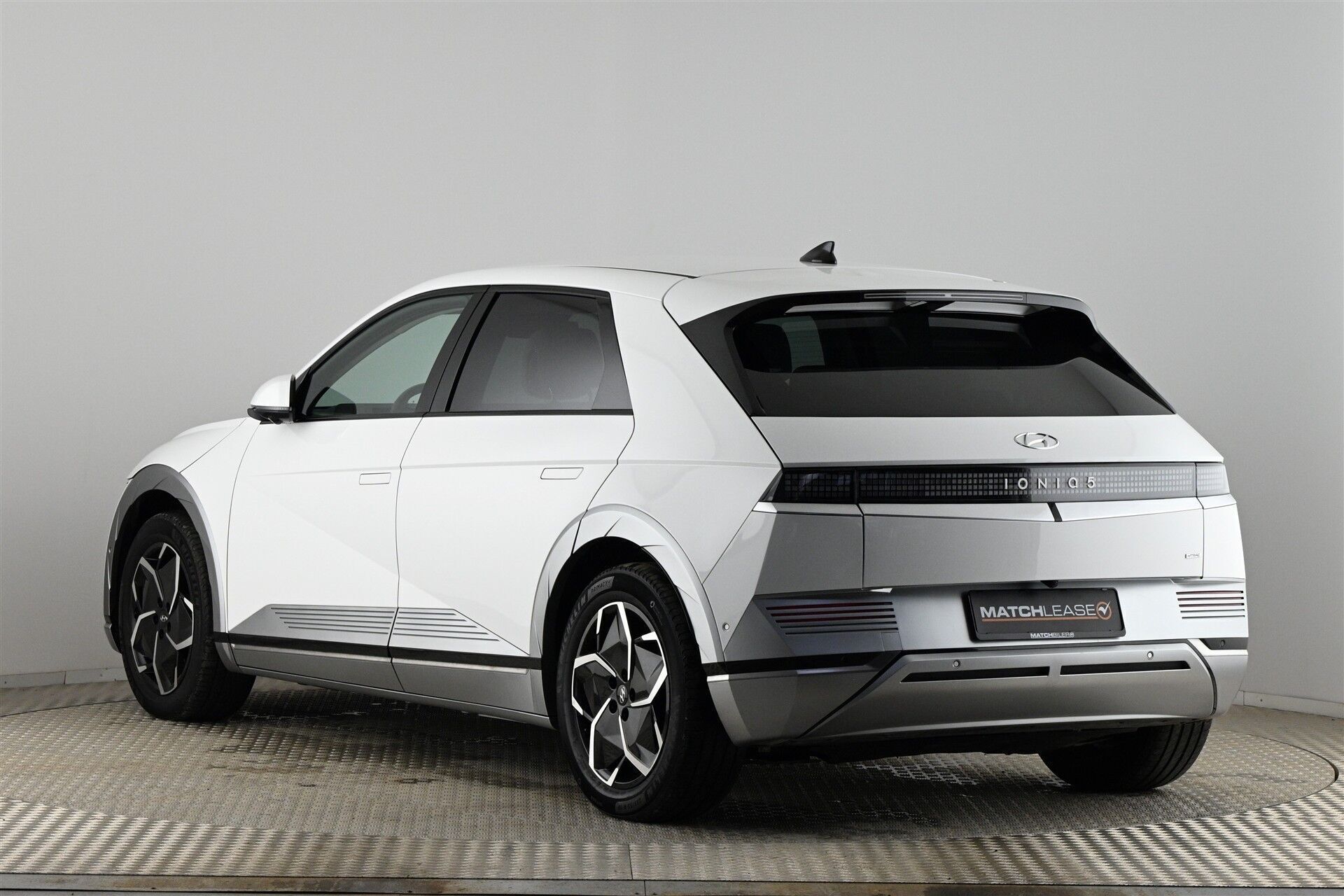 Hyundai Ioniq 5 Electric 72,6 kWh Ultimate 4WD 306HK 5d Aut.