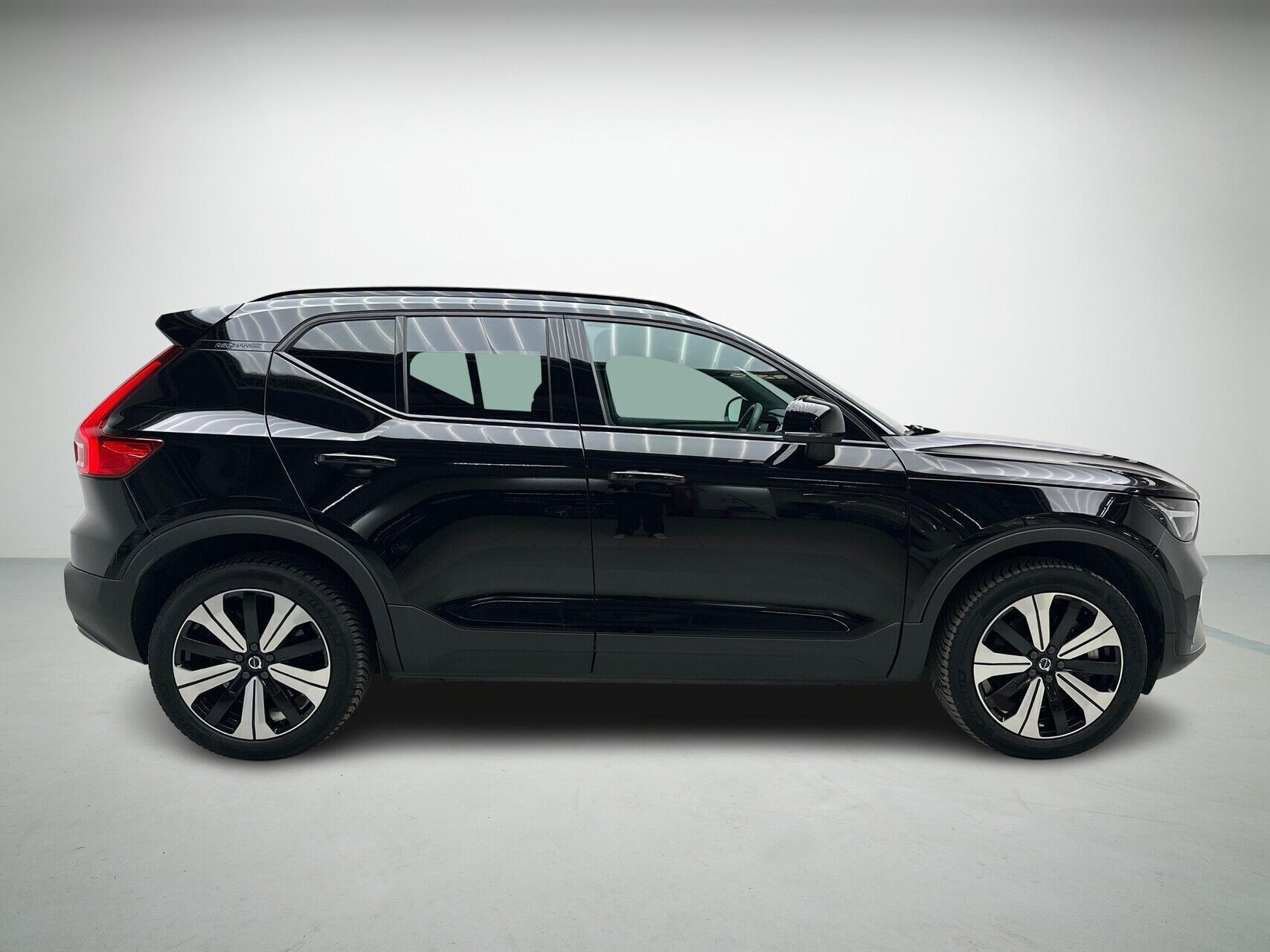 Volvo XC40 Recharge Single Engine Plus 231HK 5d Aut.