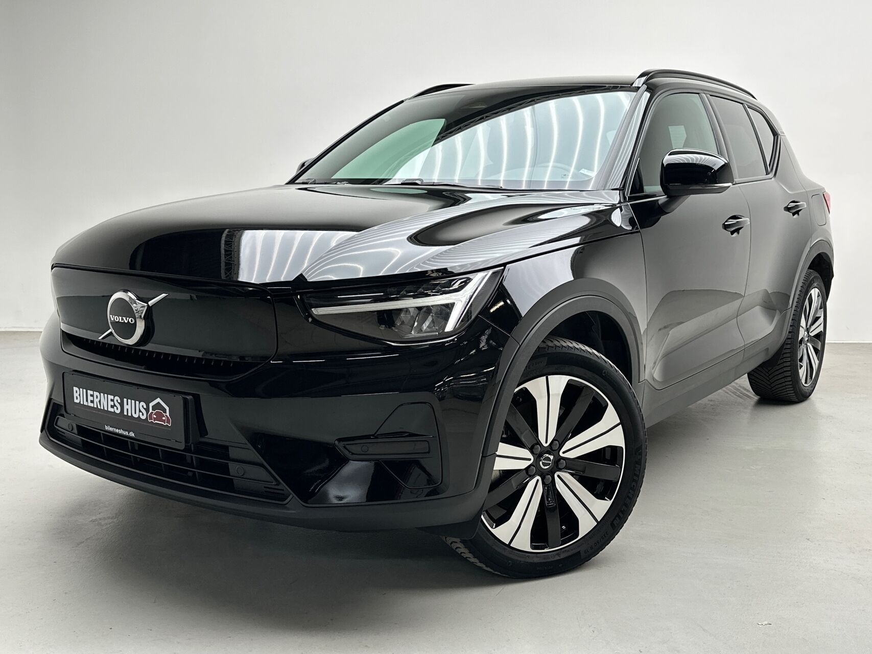 Sort Volvo XC40 fra 2022