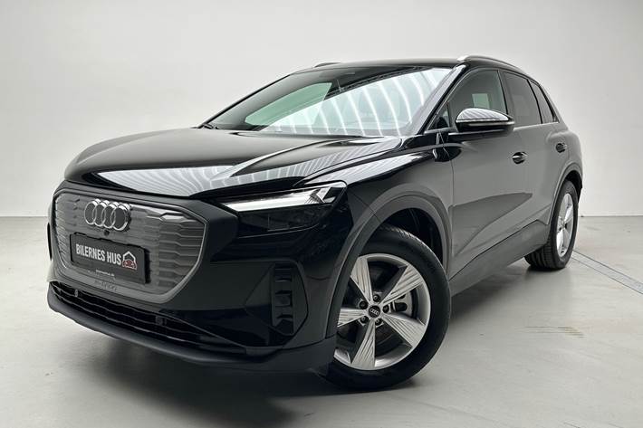 Sort Audi Q4 fra 2024