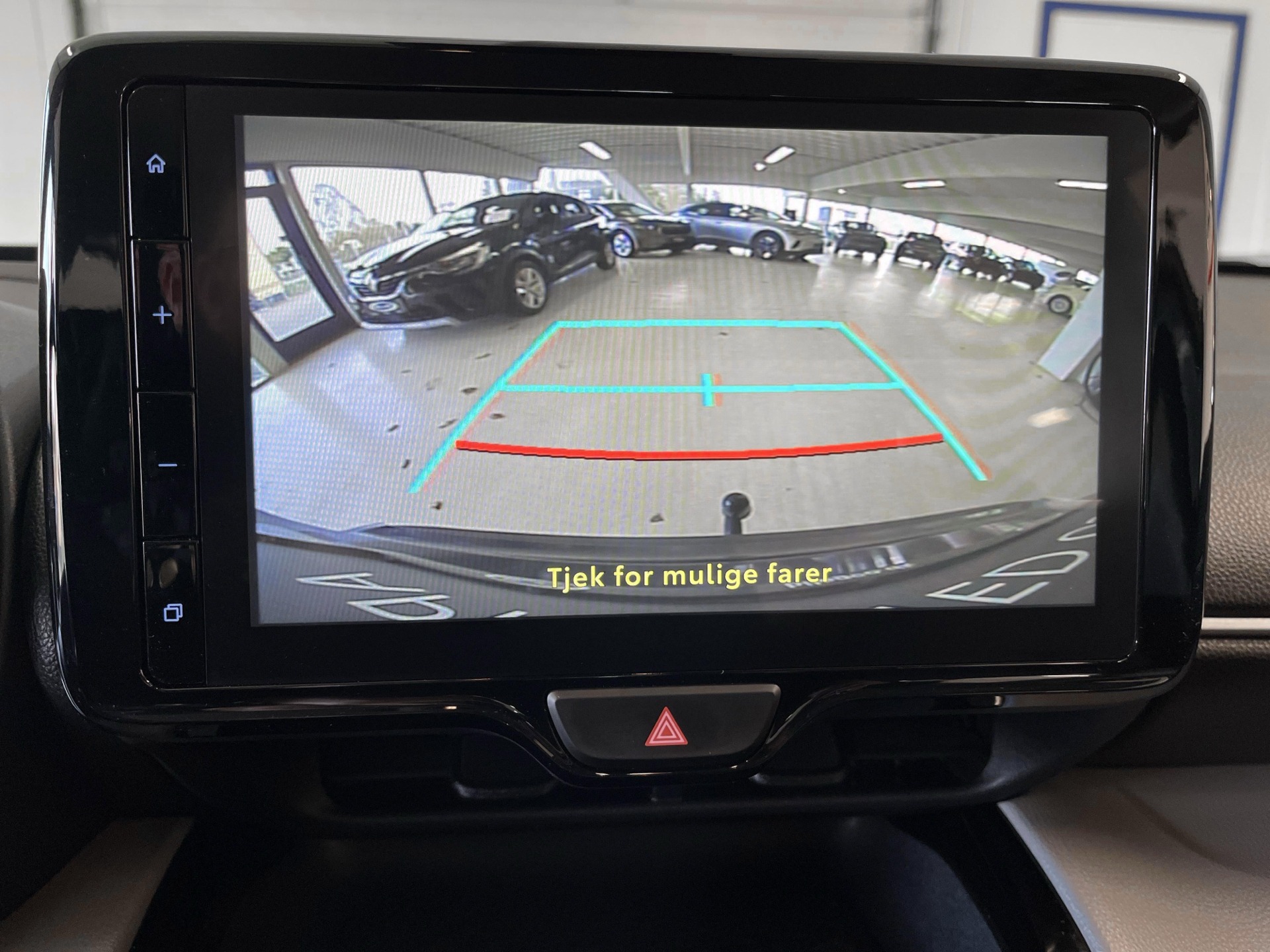 Grå Toyota Yaris Cross fra 2022