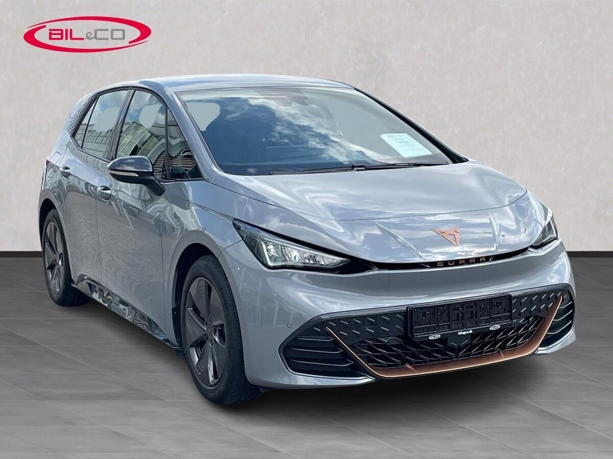 Grå Cupra Born fra 2023