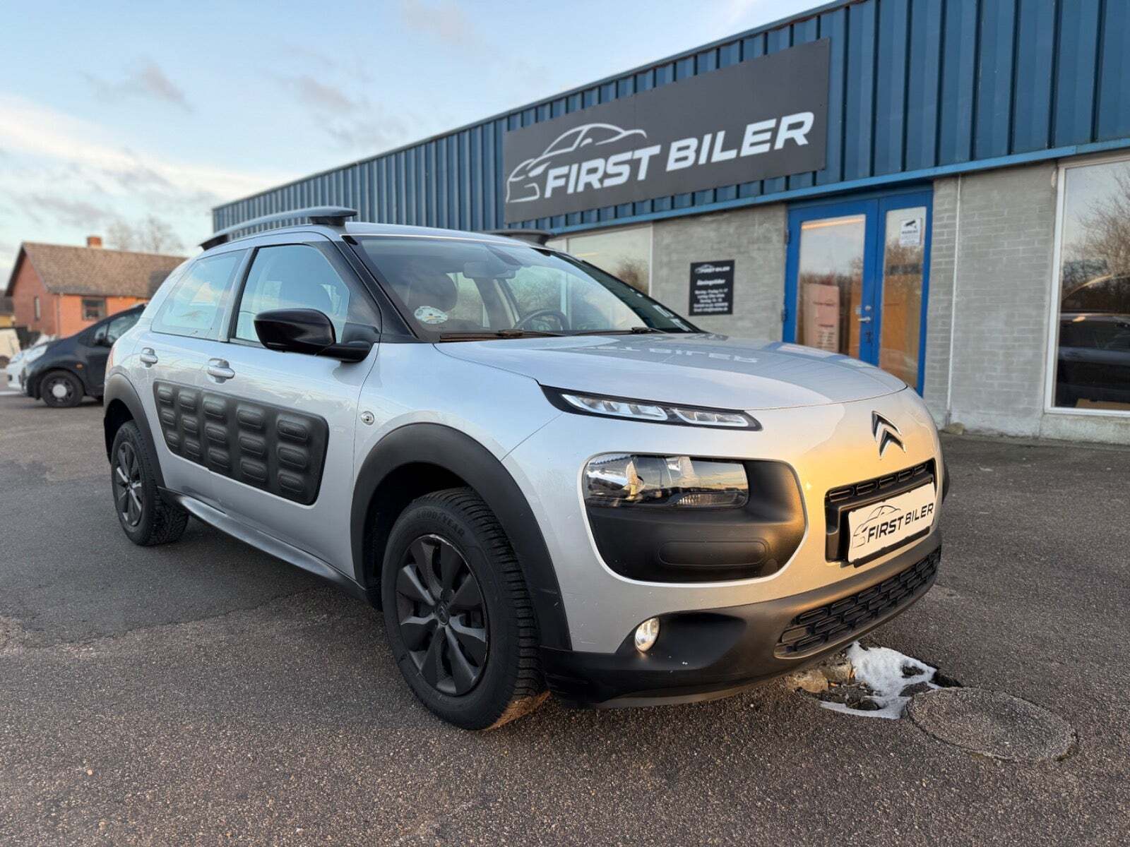 Citroën C4 Cactus 1,6 BlueHDi 100 Challenge