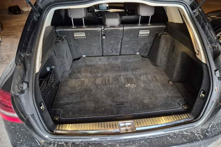 Sort Mercedes C220 d fra 2017