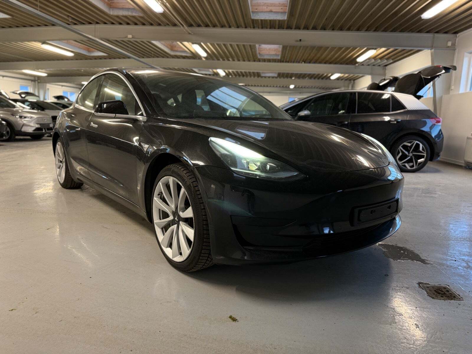Tesla Model 3 Standard Range+ RWD