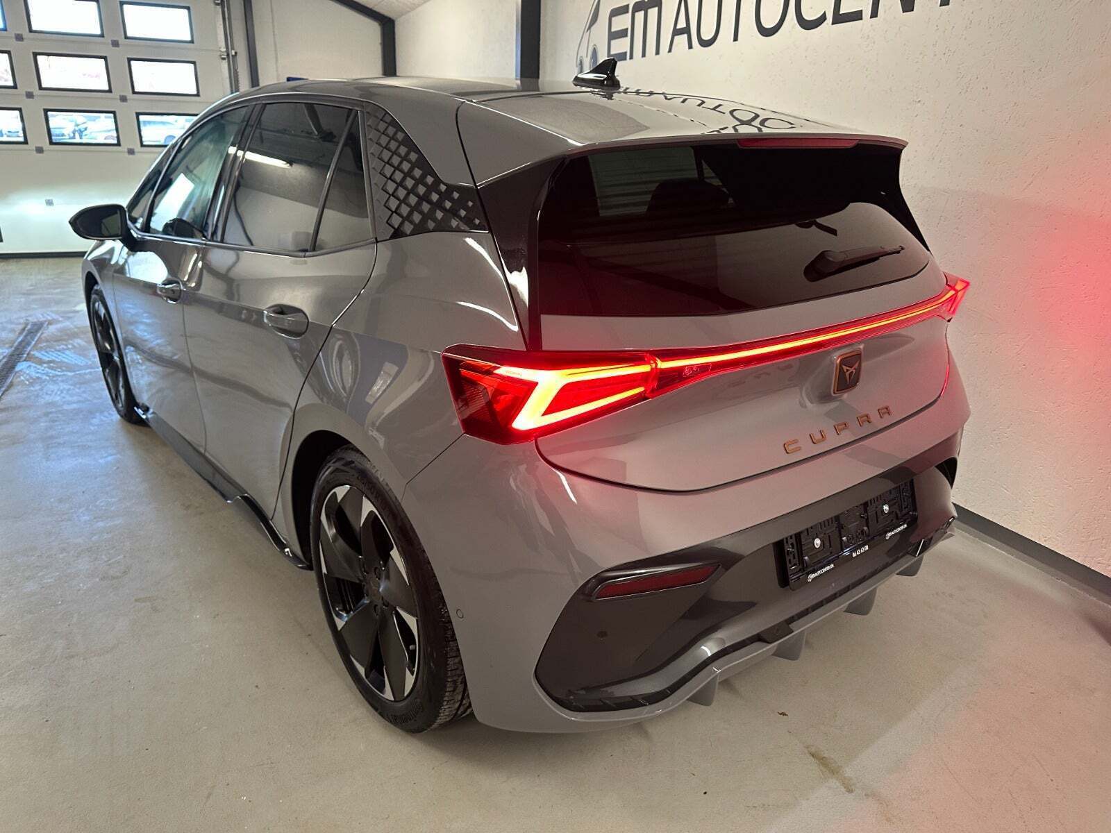 Cupra Born 77 e-Boost