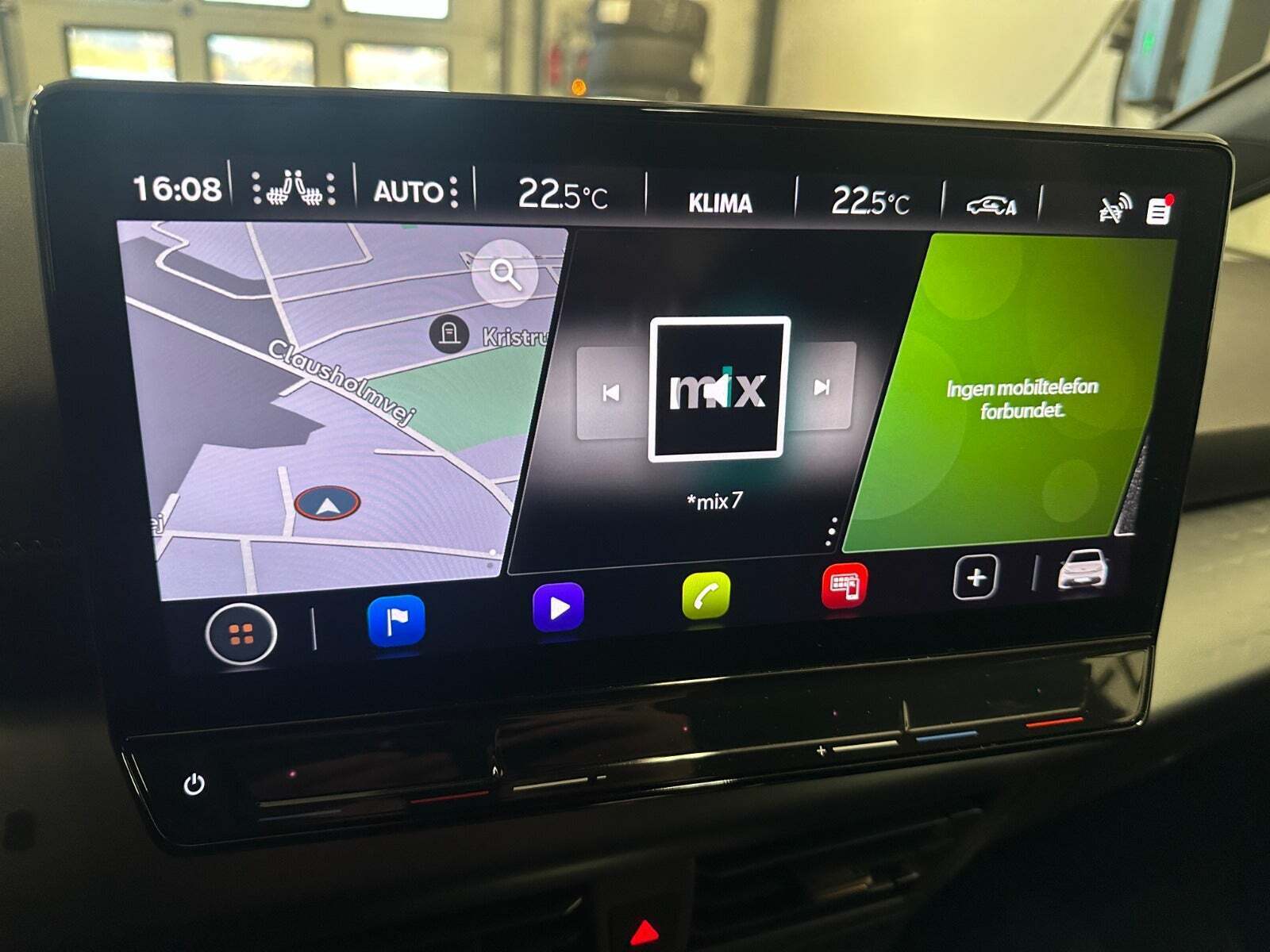 Grå Cupra Born fra 2022