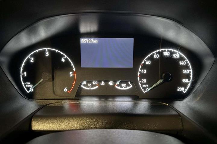 Hvid Ford Transit 350 L2 Van fra 2024