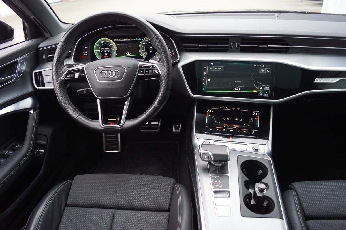 Audi A6 55 TFSi e S-line Avant quattro S-tr.