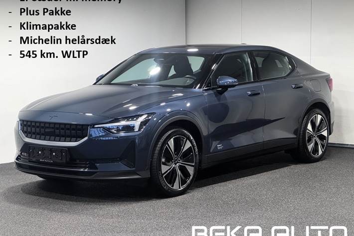 Blå Polestar 2 fra 2023 set udefra