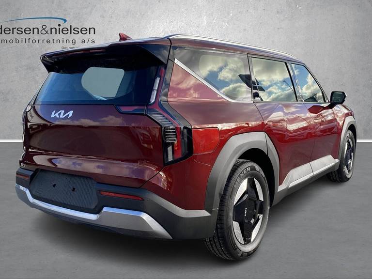 Kia EV9 EL Standard Range Upgrade 218HK 5d Aut.