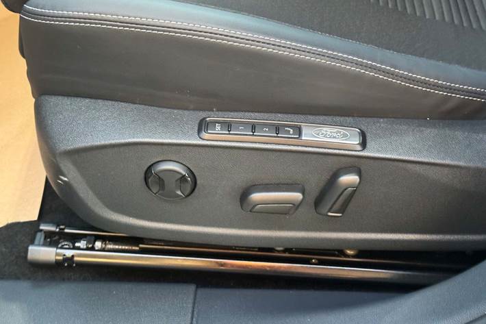 Blå Ford Explorer fra 2024