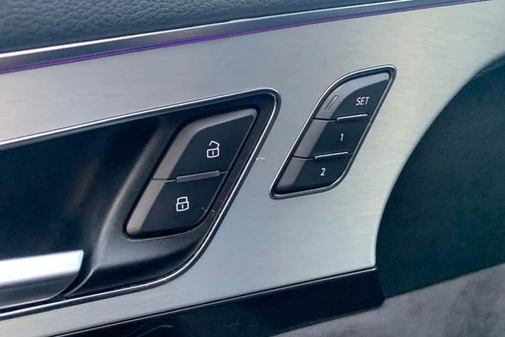 Hvid Audi Q7 fra 2017