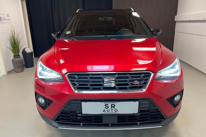 Rød Seat Arona fra 2018