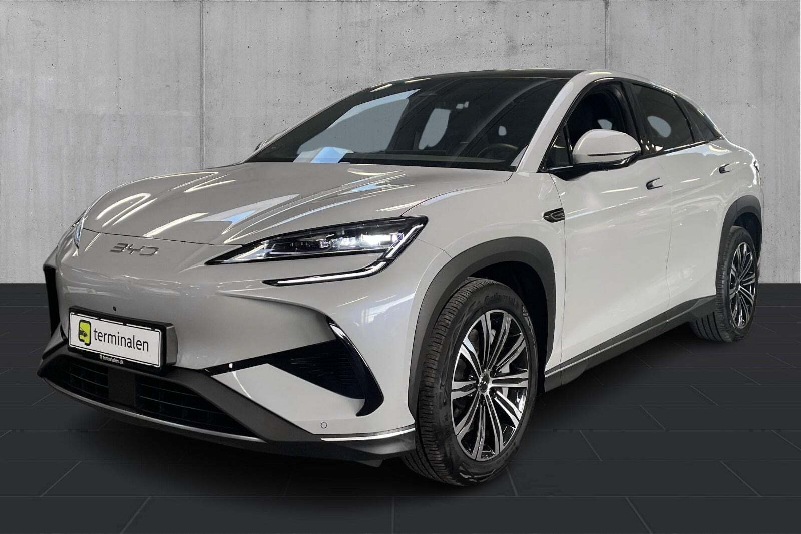 Grå BYD Sealion 7 fra 2024