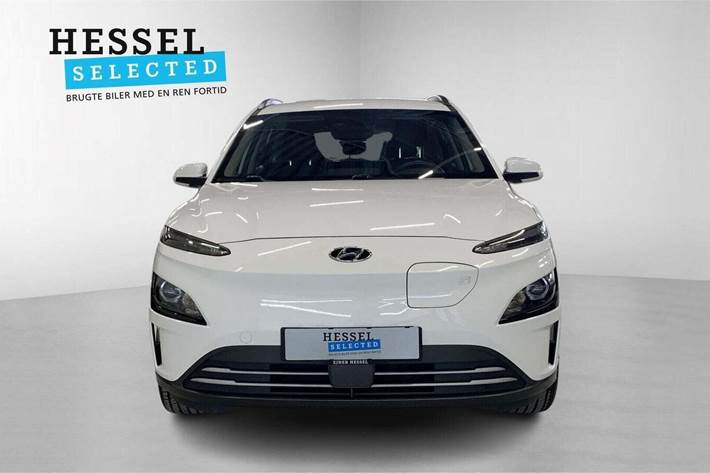 Blå Hyundai Kona fra 2022