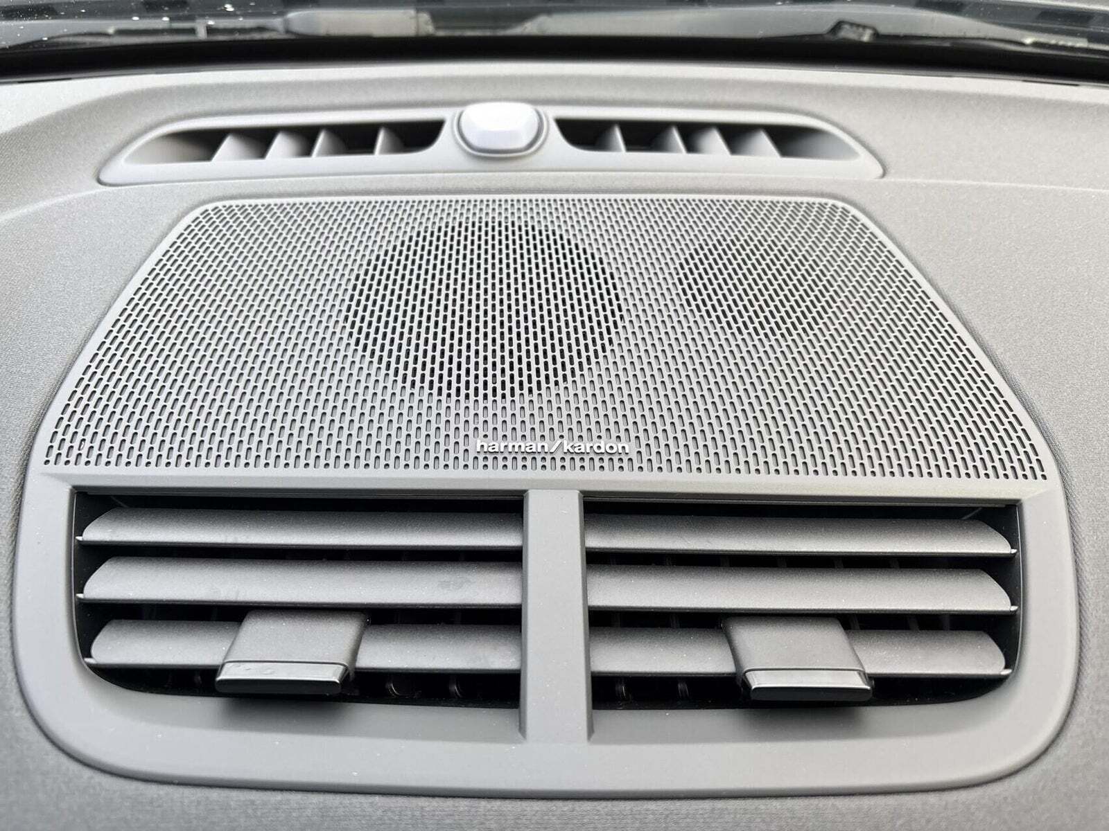 Sort Polestar 2 fra 2026